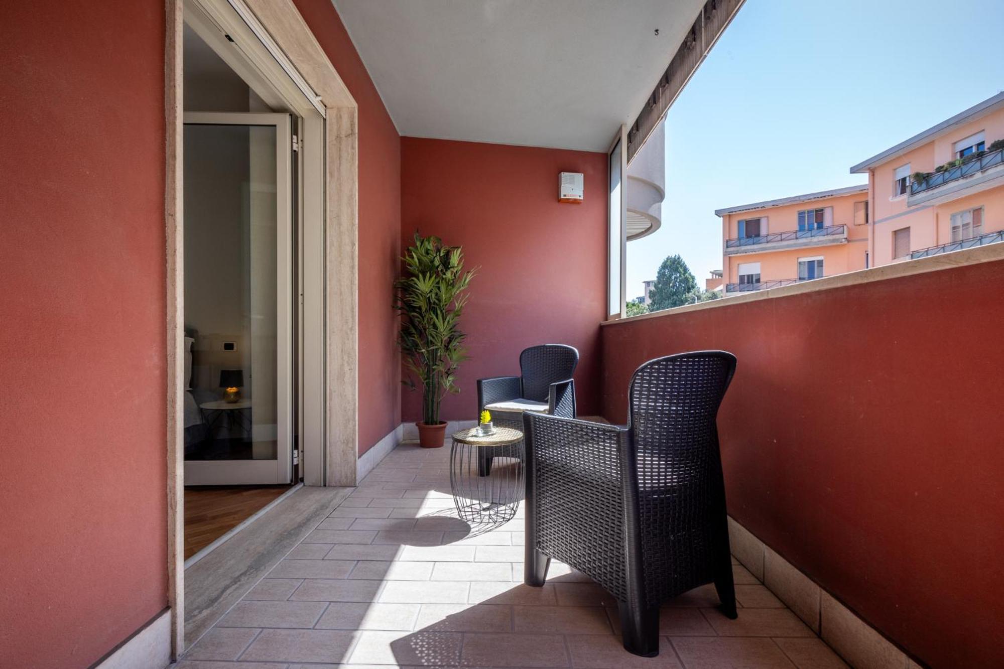 Fior Di Loto Central Cagliari Exterior photo