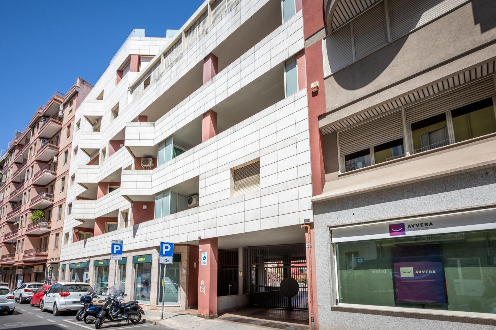 Fior Di Loto Central Cagliari Exterior photo