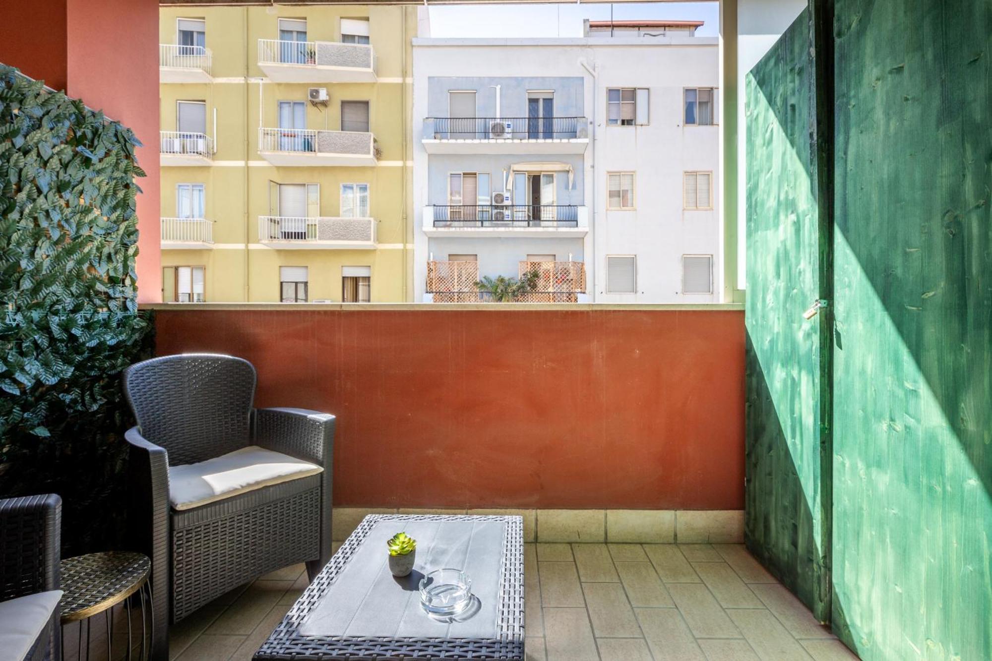 Fior Di Loto Central Cagliari Exterior photo